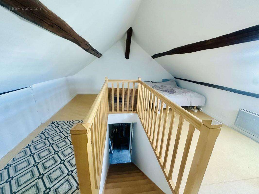 Maison à VERNEUIL-SUR-SEINE