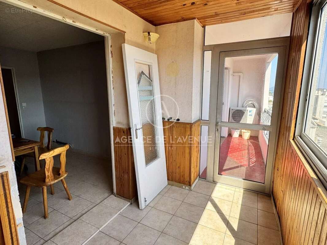 Appartement t4 83500 la seyne sur mer - photo 3