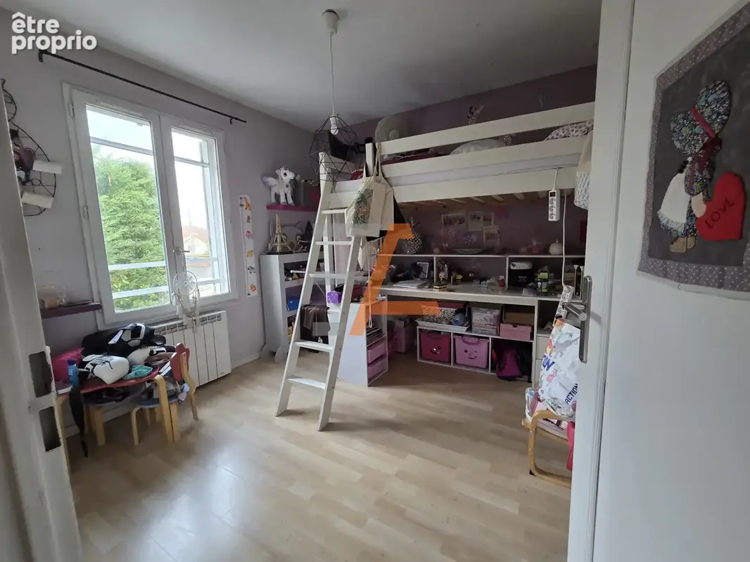 Exclusivité   saint-romain-le-puy   maison familiale 4 chambres avec jardin et garage ! - photo 12