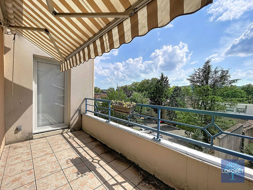 Appartement à NEUVILLE-SUR-SAONE