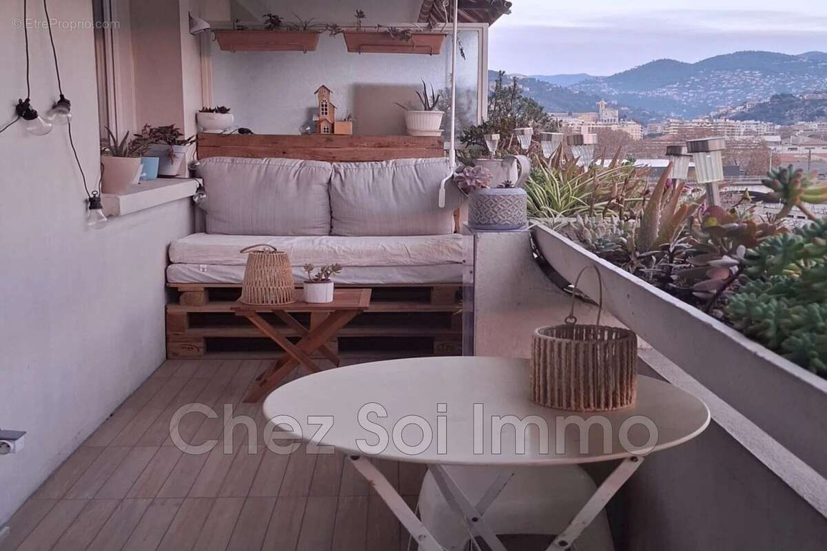 Appartement à NICE