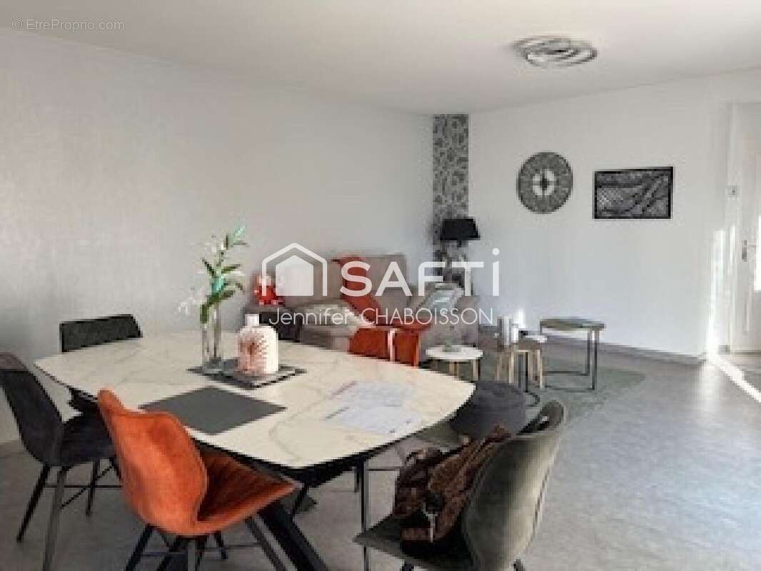 Photo 3 - Maison à CHATELLERAULT