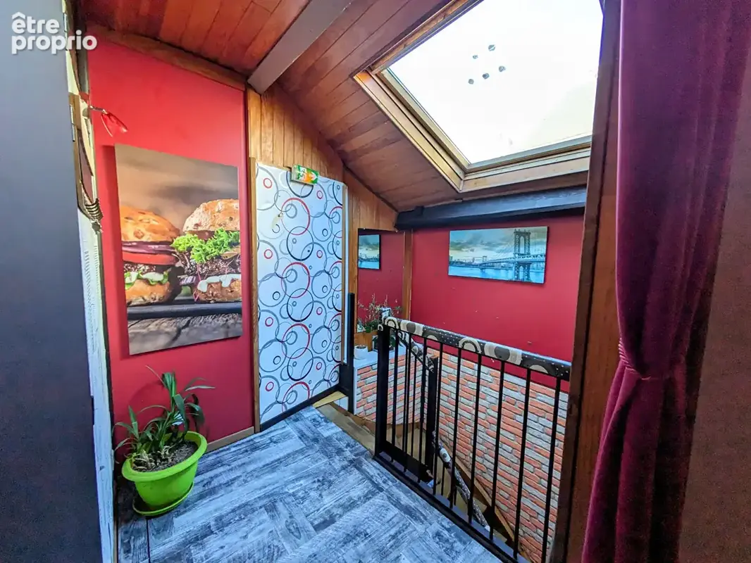 Immeuble 4 pièces 180 m² - photo 4