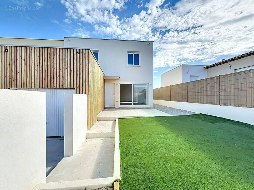 Maison à NIMES