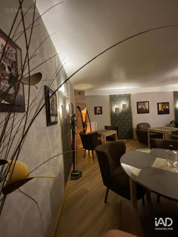 Photo 7 - Commerce à BOURG-ET-COMIN