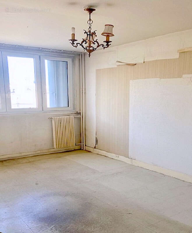 Appartement à ISSY-LES-MOULINEAUX