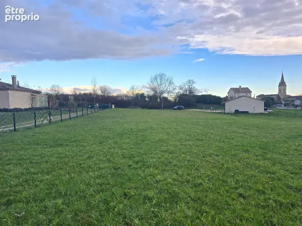 Terrain 2054 m² à Doudrac  - photo 2