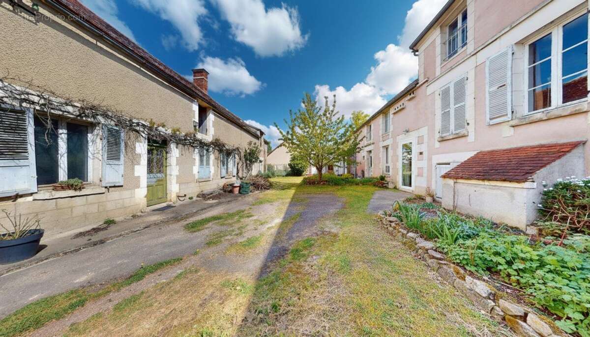Maison à VENOY