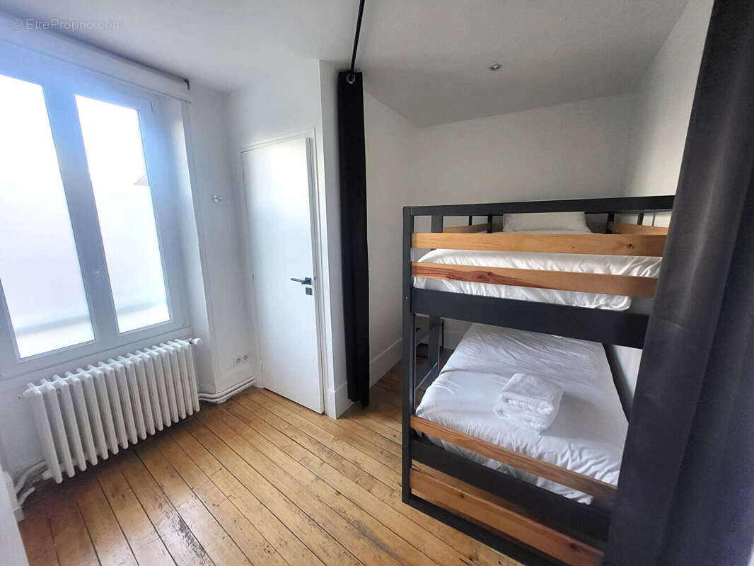 Maison à COUILLY-PONT-AUX-DAMES