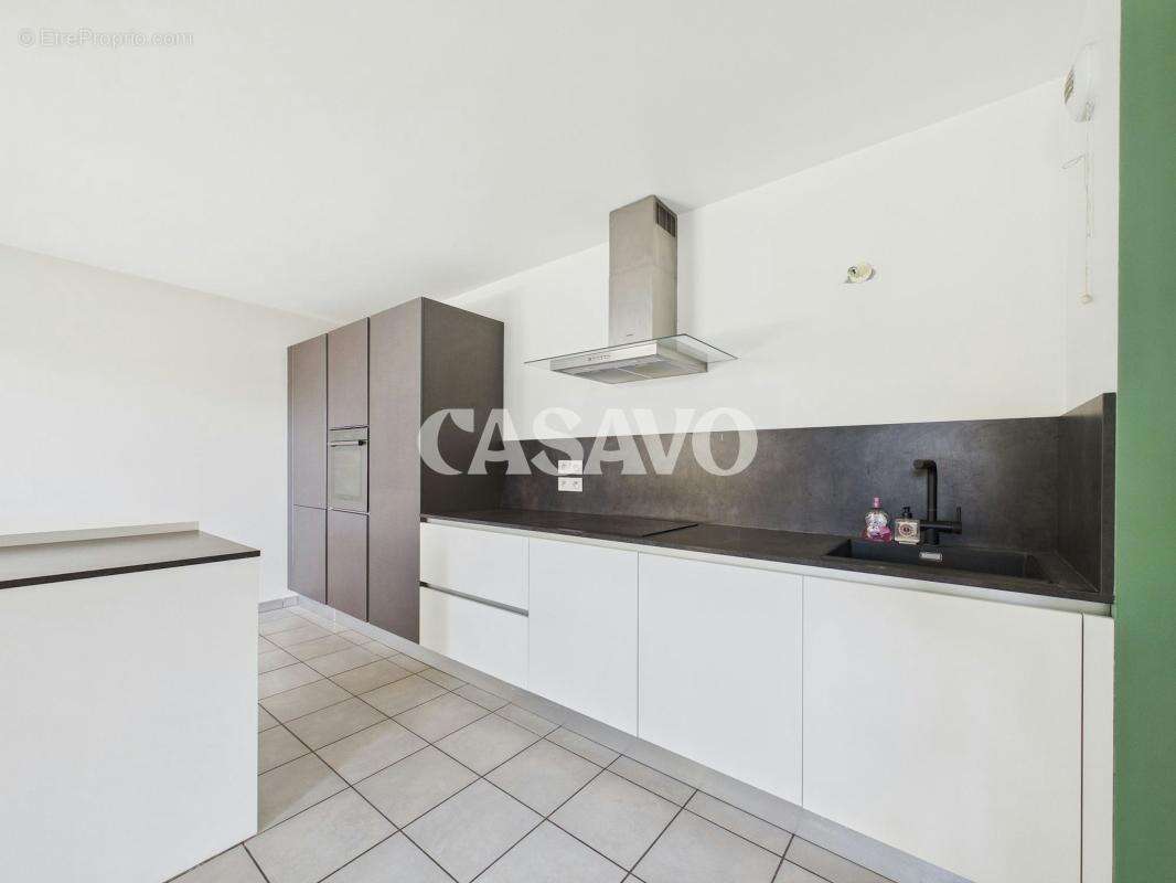 Vente Appartement 3 pièces de 65m² - 69800 Saint-Priest - photo 5