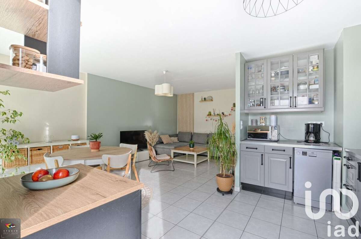 Photo 2 - Appartement à AMNEVILLE