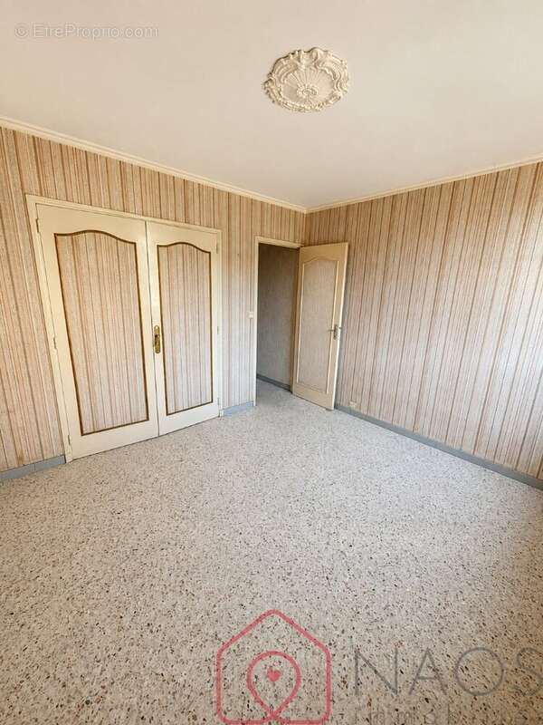 Aux portes de Six Fours les Plages grand T3 de 65 m2 - photo 9