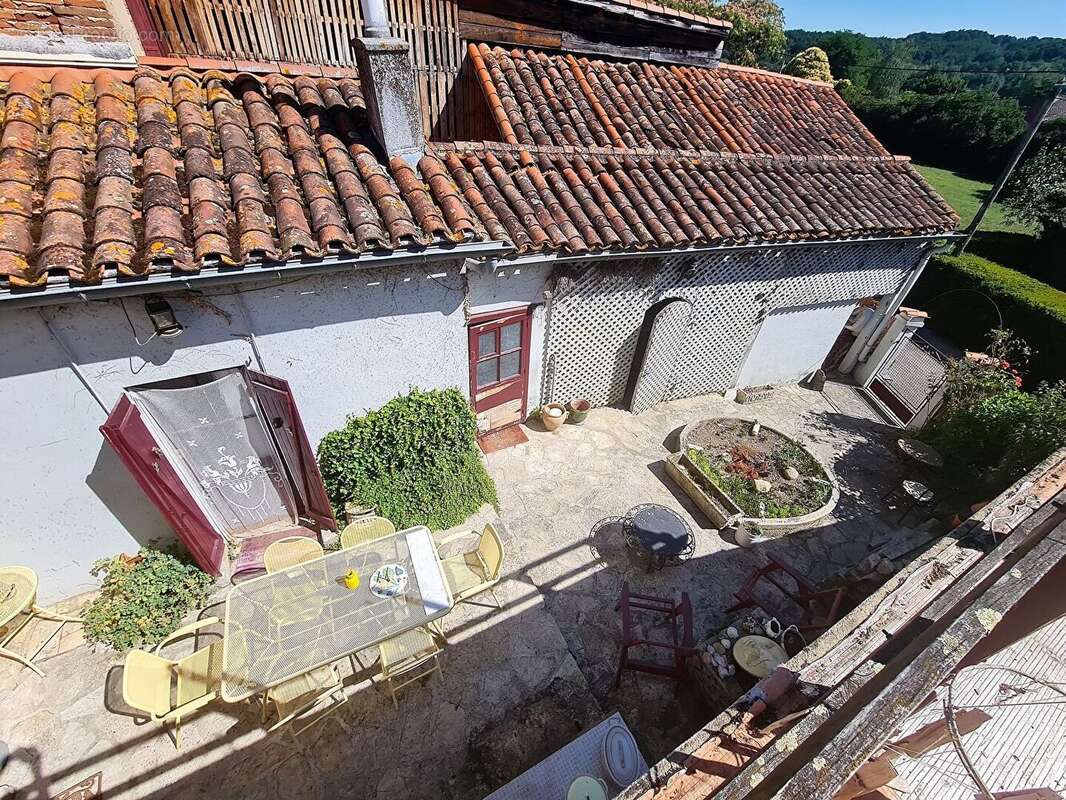 Maison à ARTIGAT
