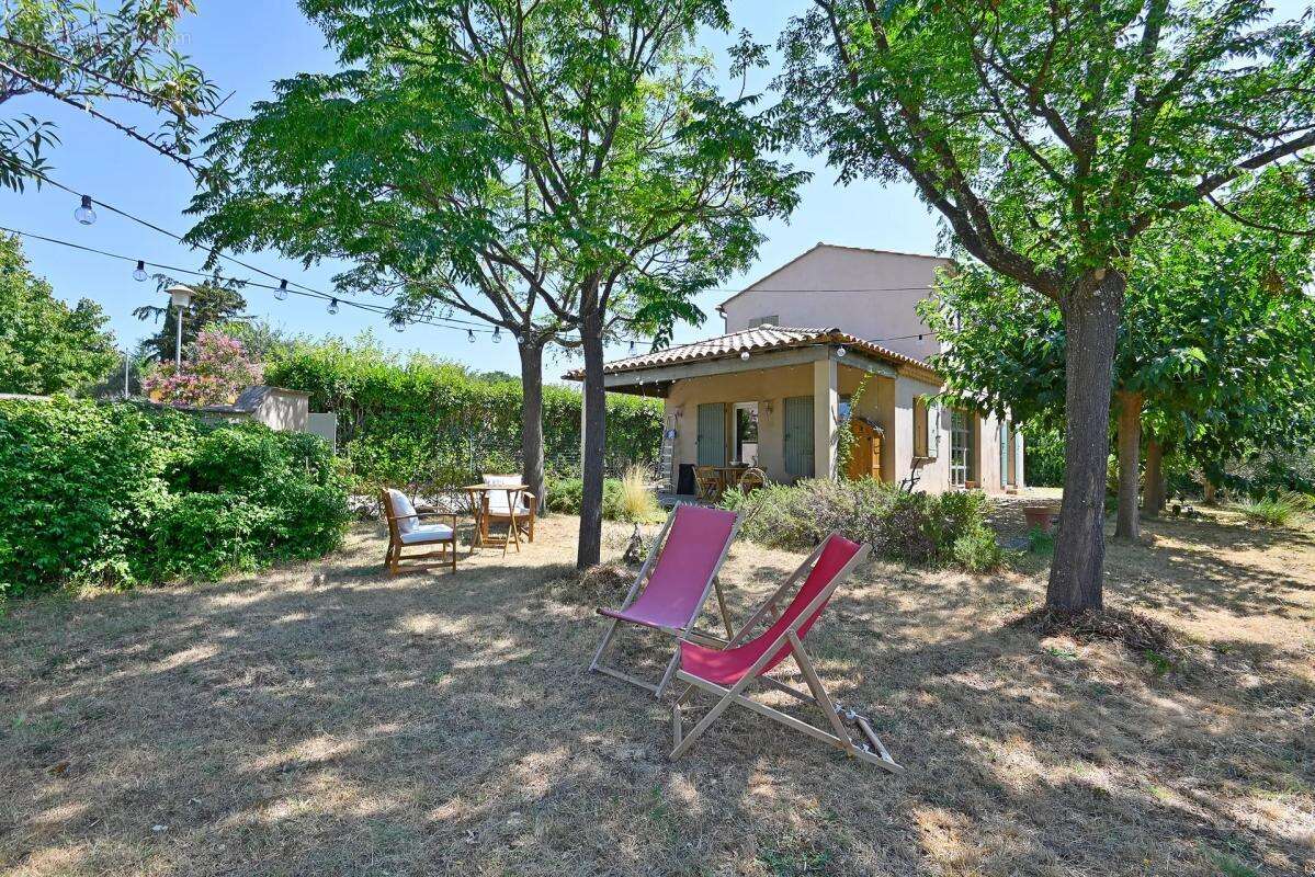 Villa proche commerce au calme à Saint-Quentin-la-Poterie - photo 15