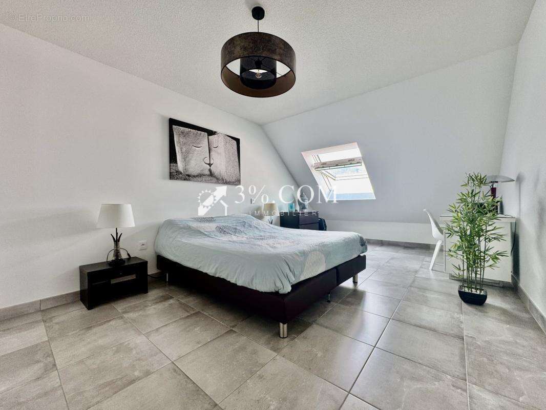 3%COM Magnifique appartement en dernier étage avec ascenseur - photo 7