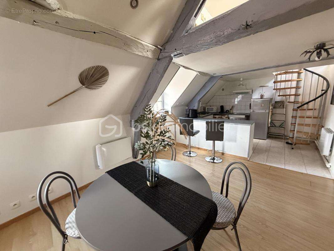 Appartement à EU