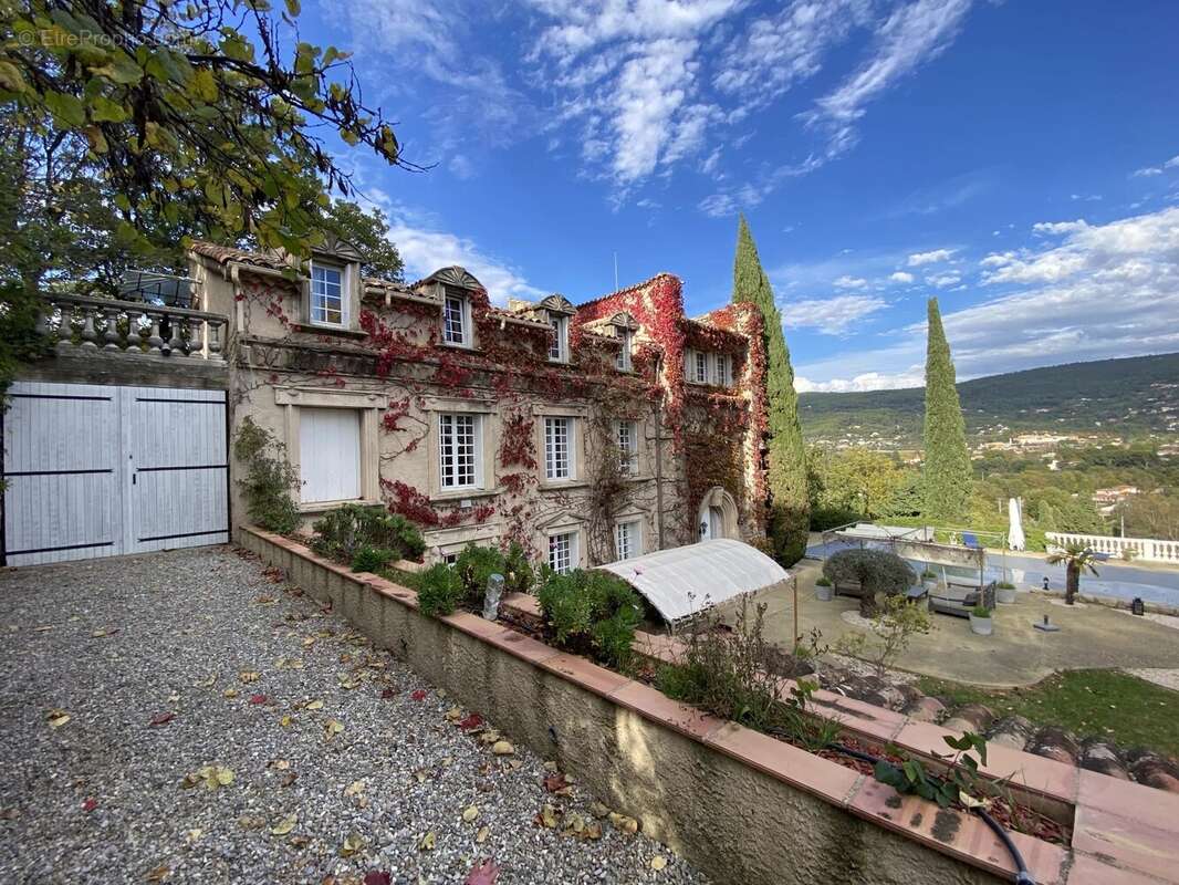 Maison à DRAGUIGNAN