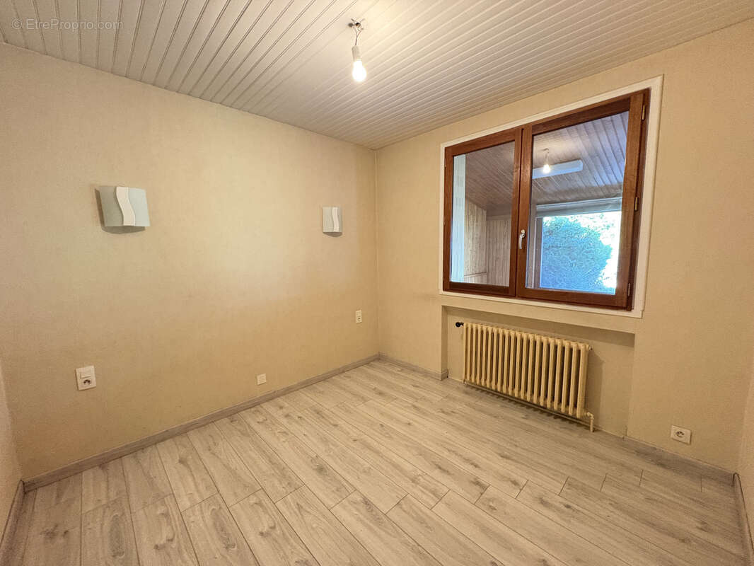 Maison à SORBIERS