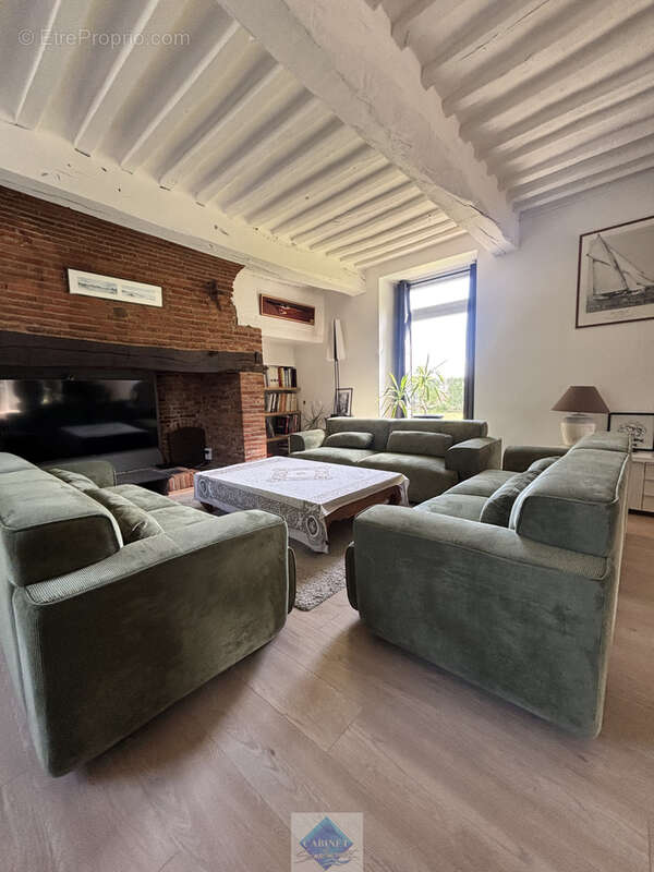 Maison à BAROMESNIL