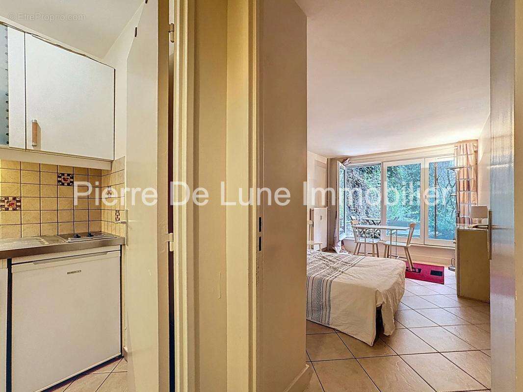 Appartement à PARIS-19E