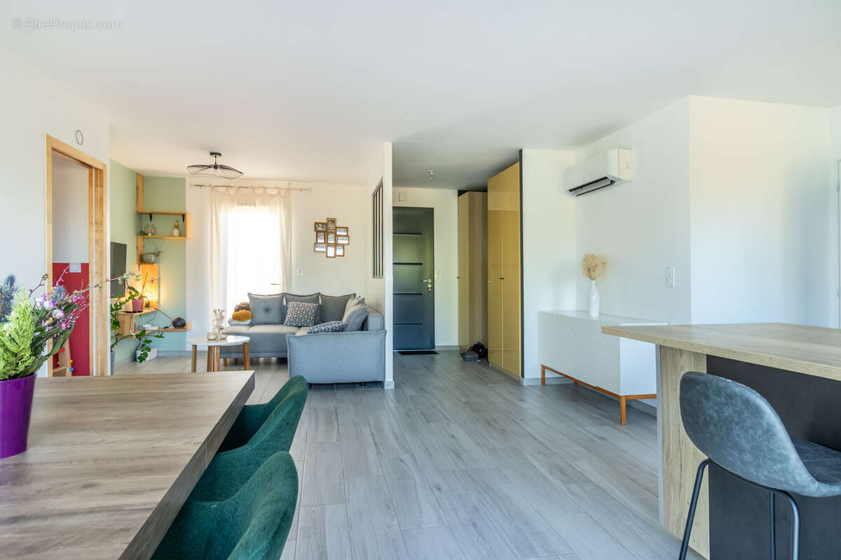 Maison à SAINT-SAVINIEN