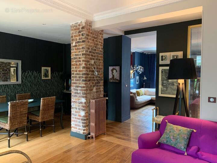 Appartement à MARNES-LA-COQUETTE