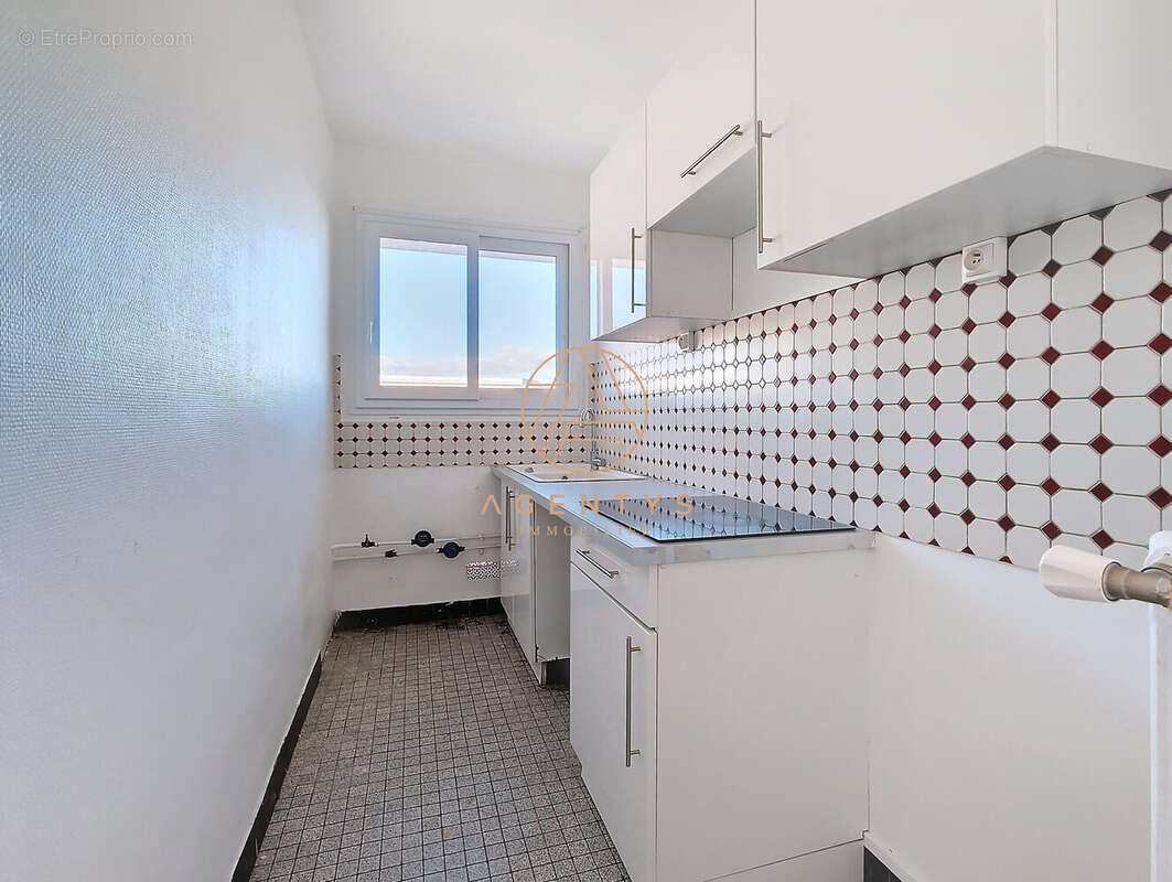 Appartement à SAINT-MAUR-DES-FOSSES