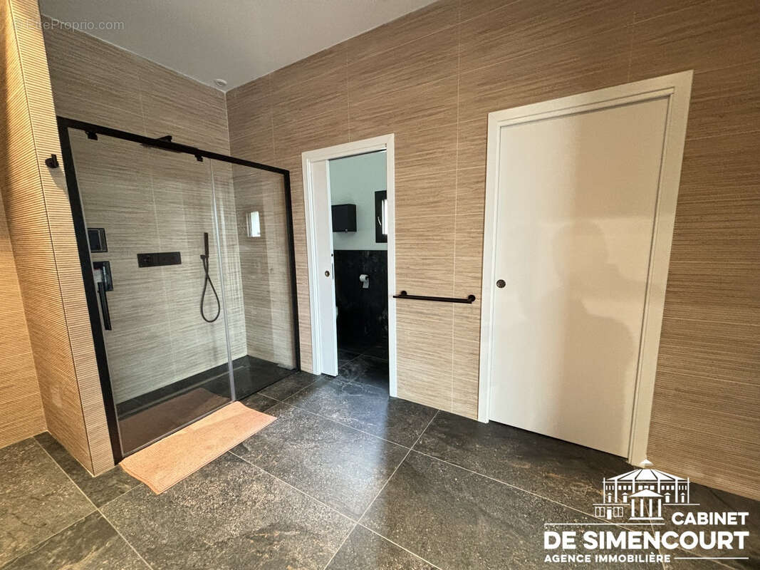 Exclusivite - pavillon d'architecte avec piscine - photo 8