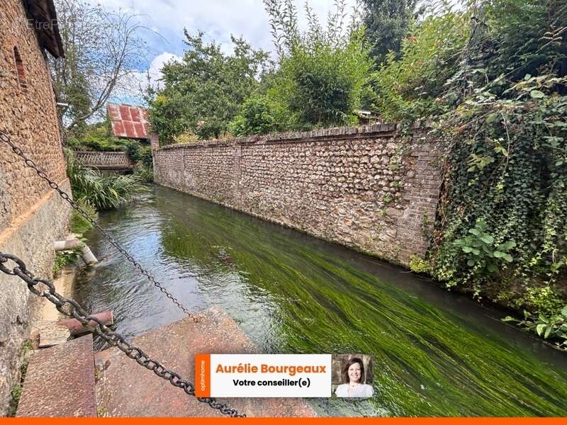 Appartement à LA FERRIERE-SUR-RISLE