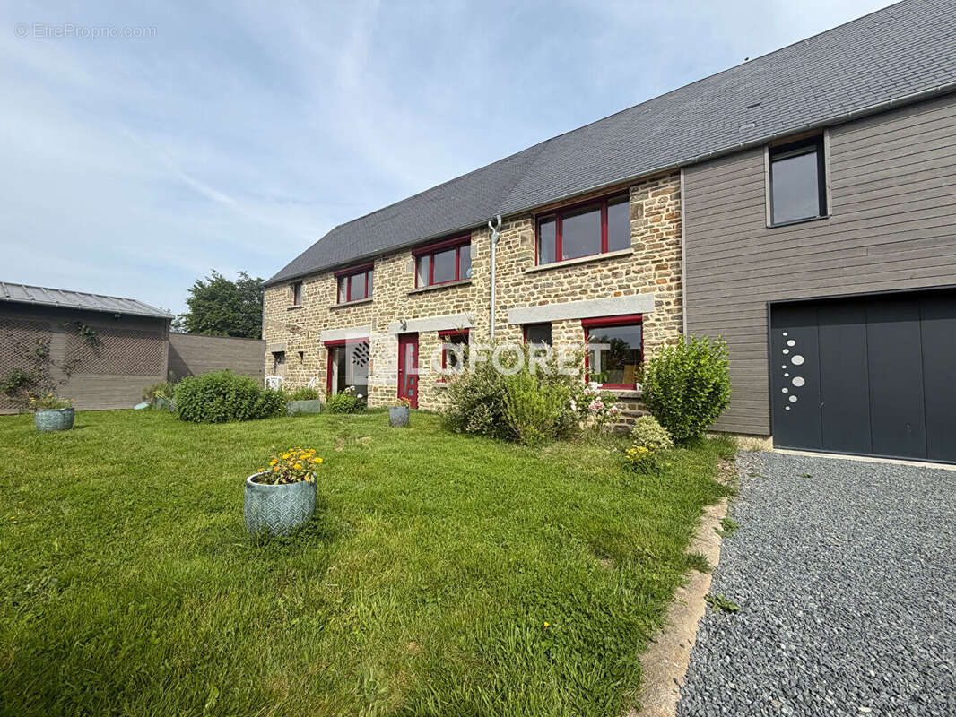 Maison à VASSY