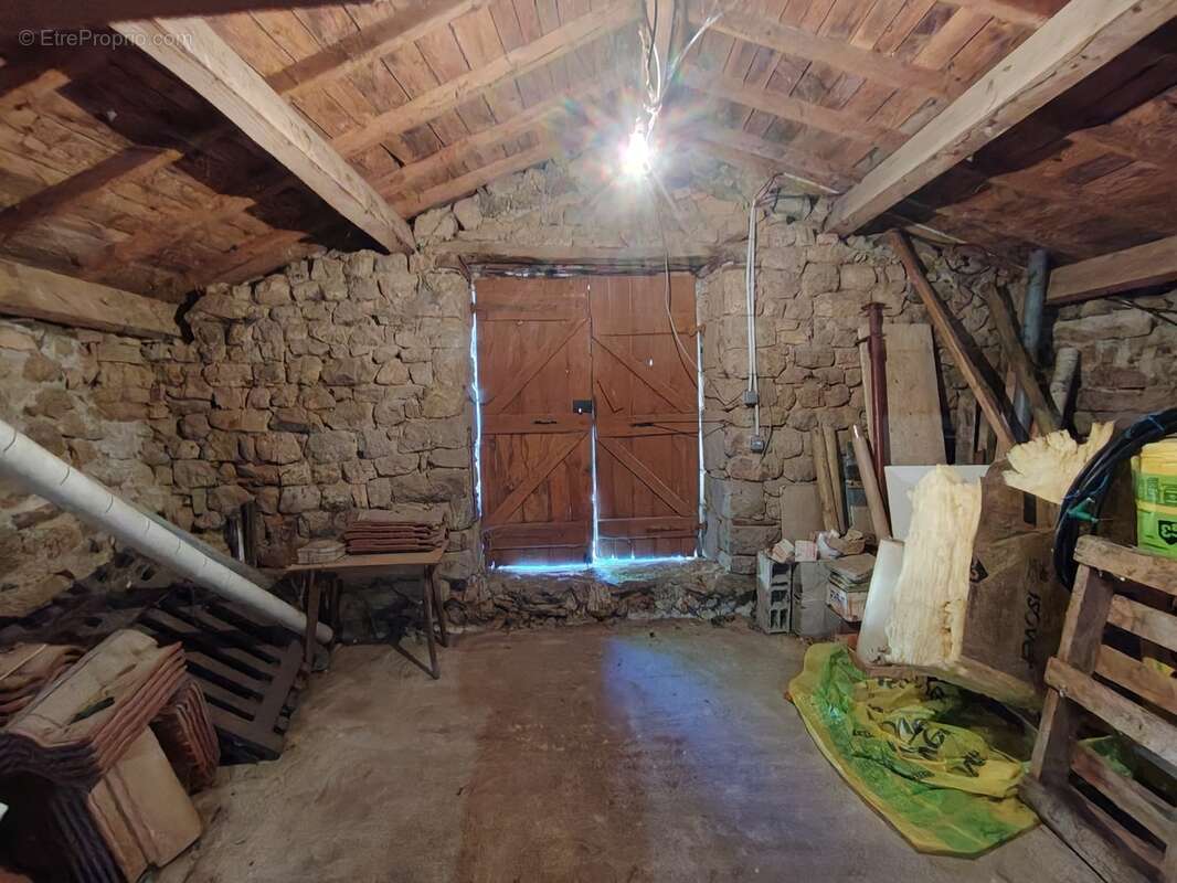 Maison en pierres à vendre 7 pièces SAINT MARTIN DE VALAMAS (07) - photo 38
