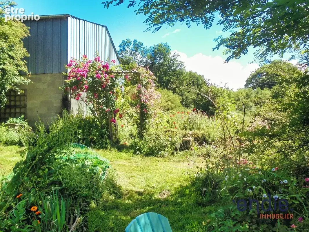 Maison de caractère avec prairies, bois et dépendances  Proche de Pontivy - photo 4