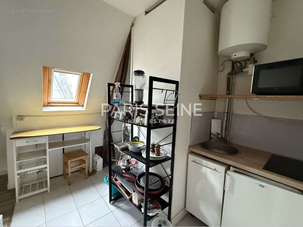 Appartement à PARIS-10E