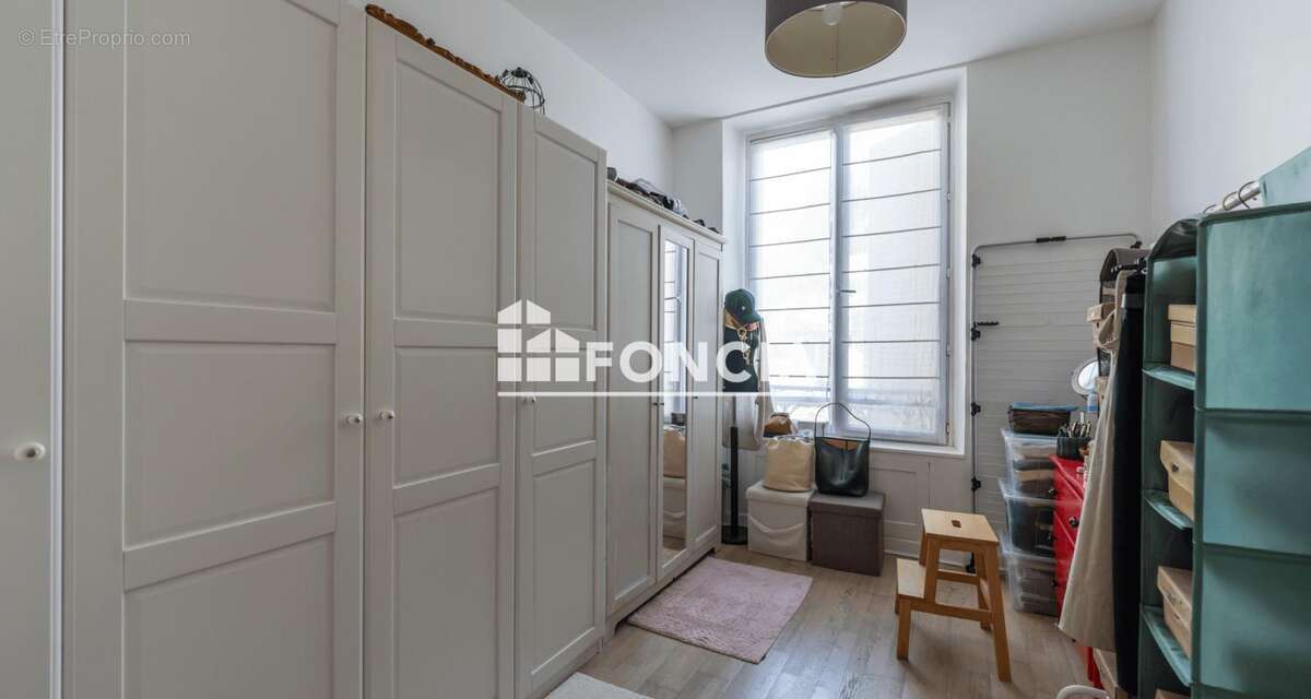 Appartement à ENGHIEN-LES-BAINS