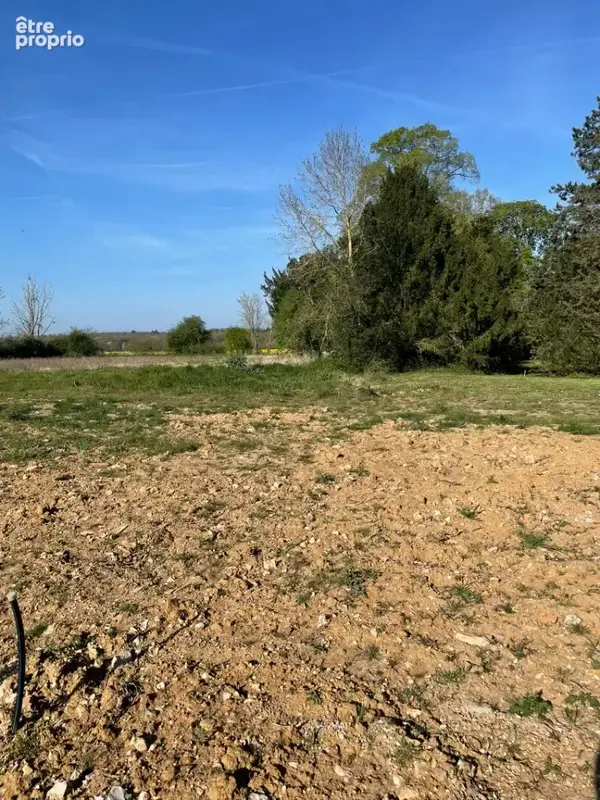 Terrain à BERCHERES-SAINT-GERMAIN