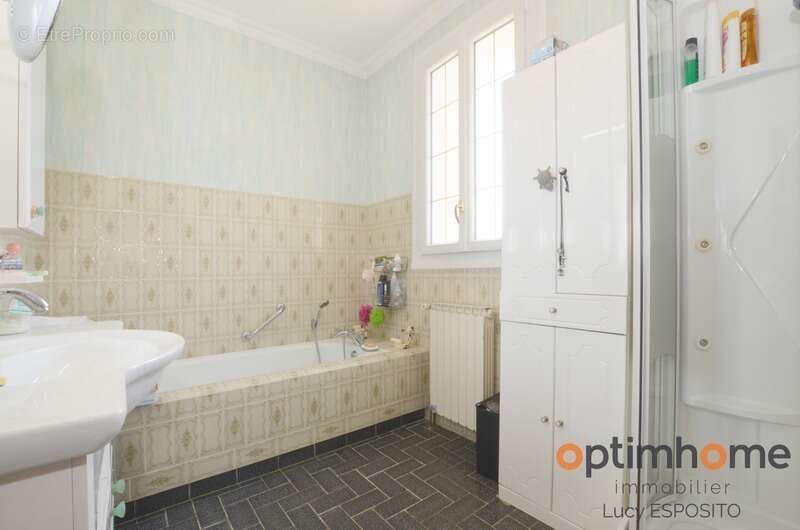  Propriété exceptionnelle avec étang privé sur plus de 1,7 hectare – Mazerolles, Charente  - photo 15