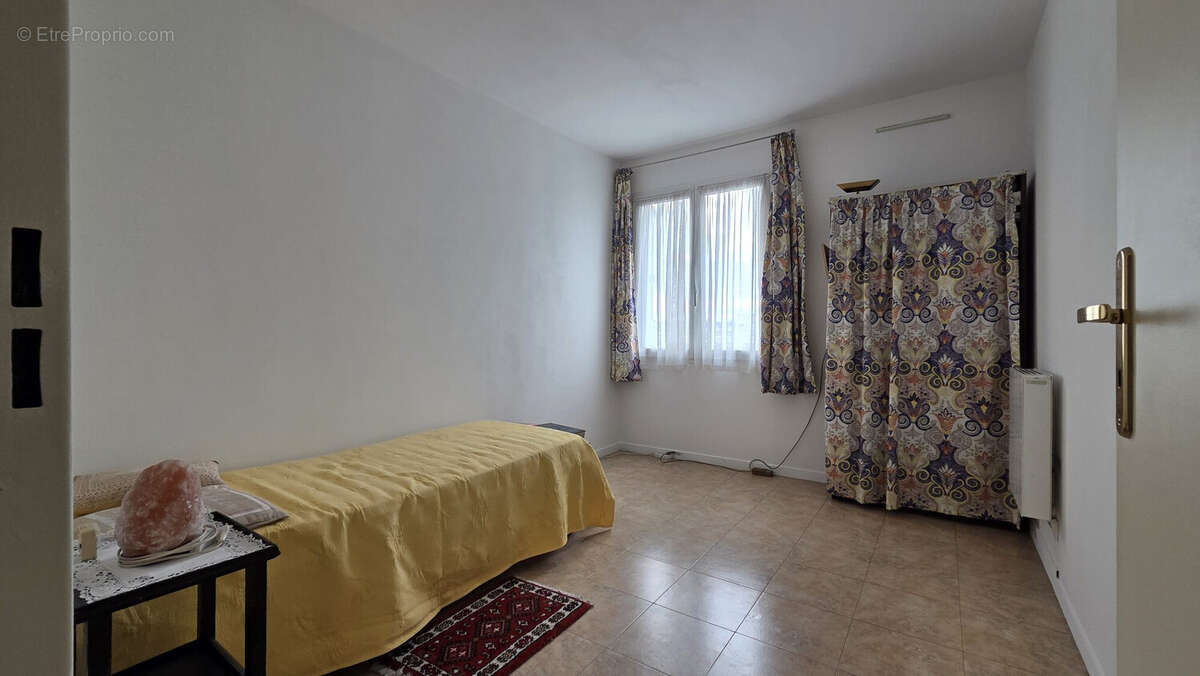 Appartement à COLOMBES