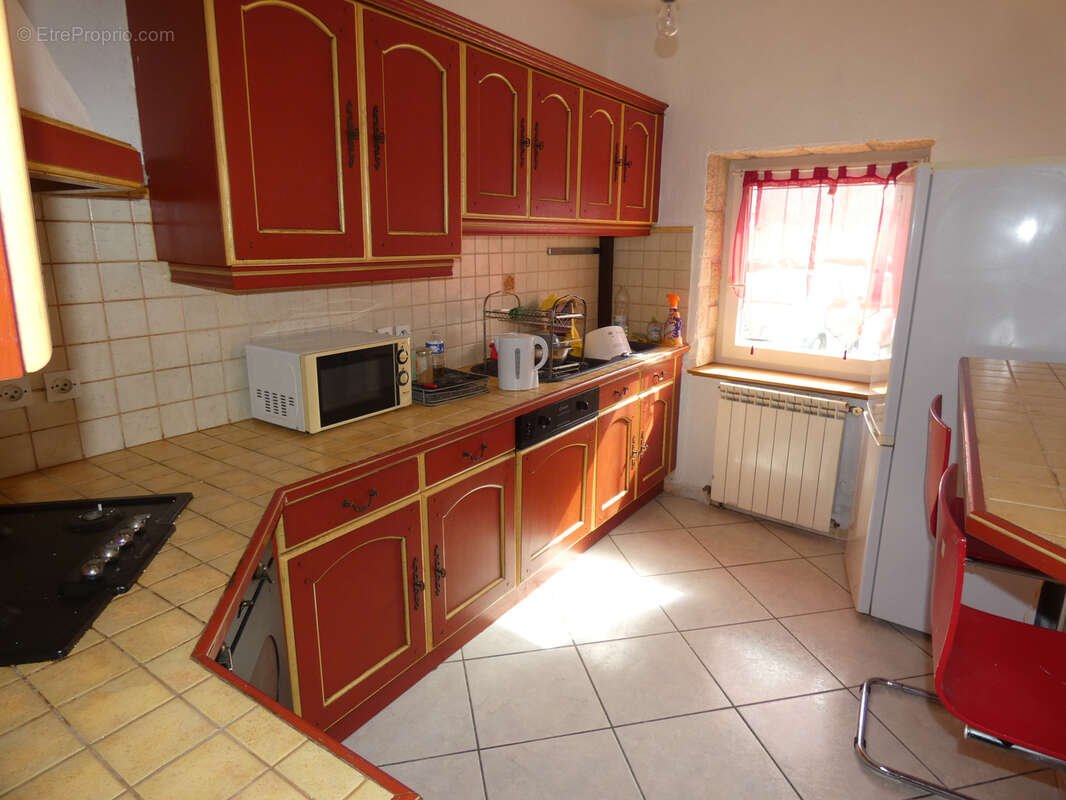 Maison à VILLEMOUSTAUSSOU