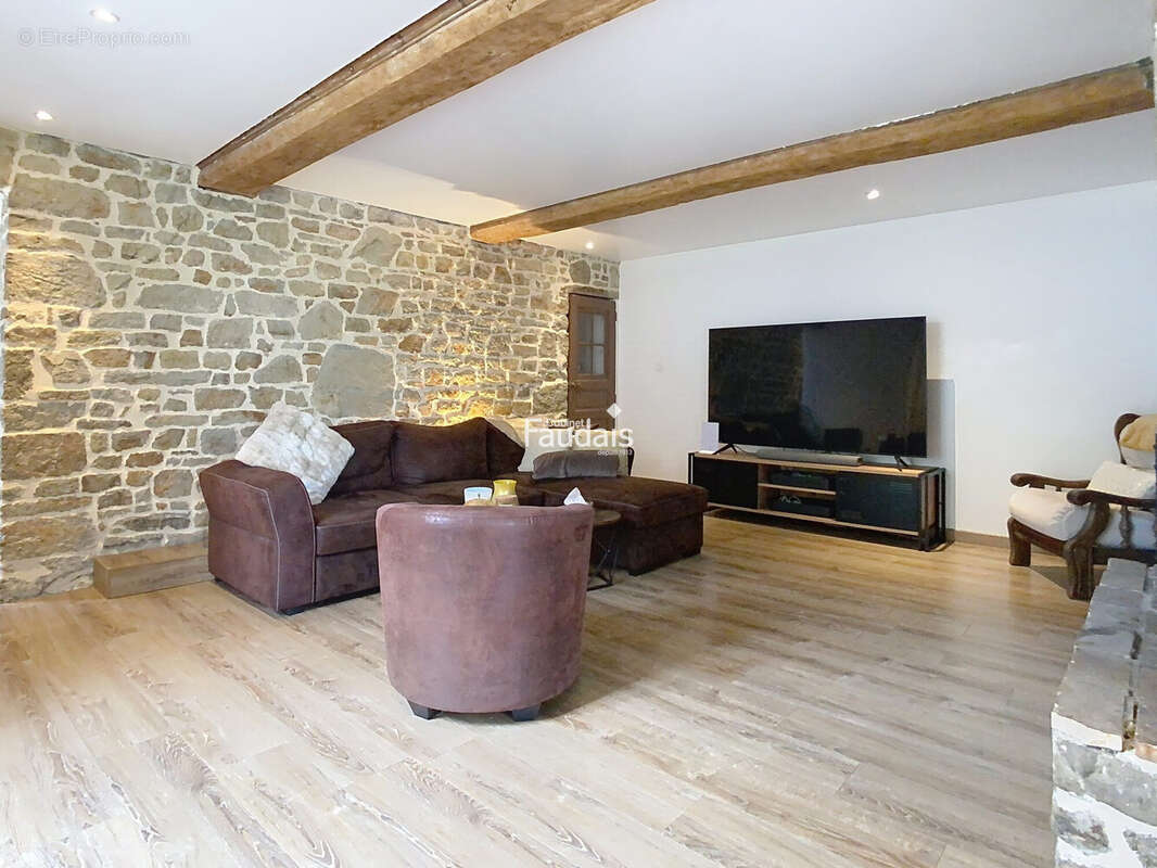 Maison 170 m² à Domjean  - photo 8