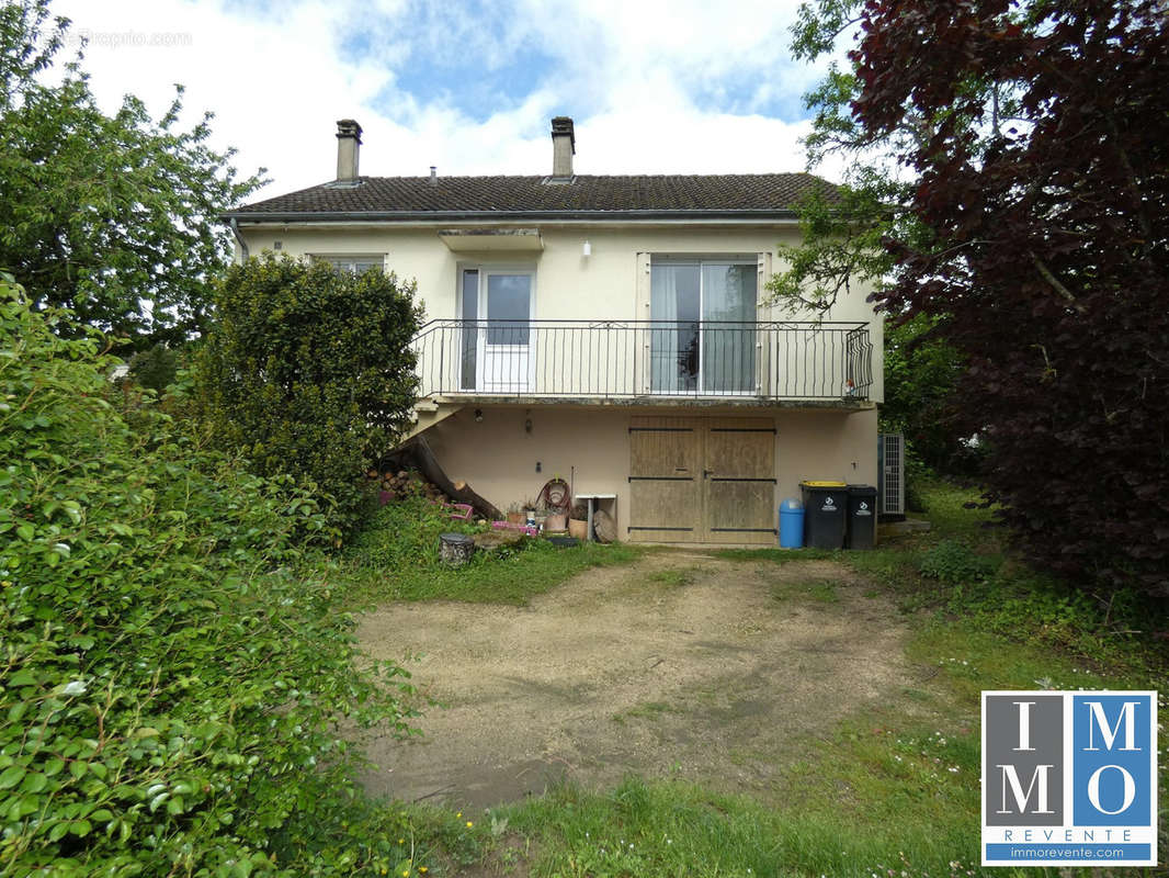 Maison à LES AIX-D&#039;ANGILLON