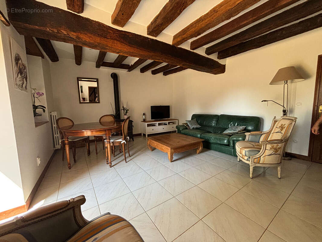 Maison Clermont Creans 6 pièce(s) 165 M² - photo 2