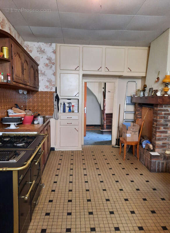 Maison à SAINT-DENIS-D'ORQUES