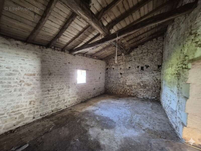 Maison à BORDS
