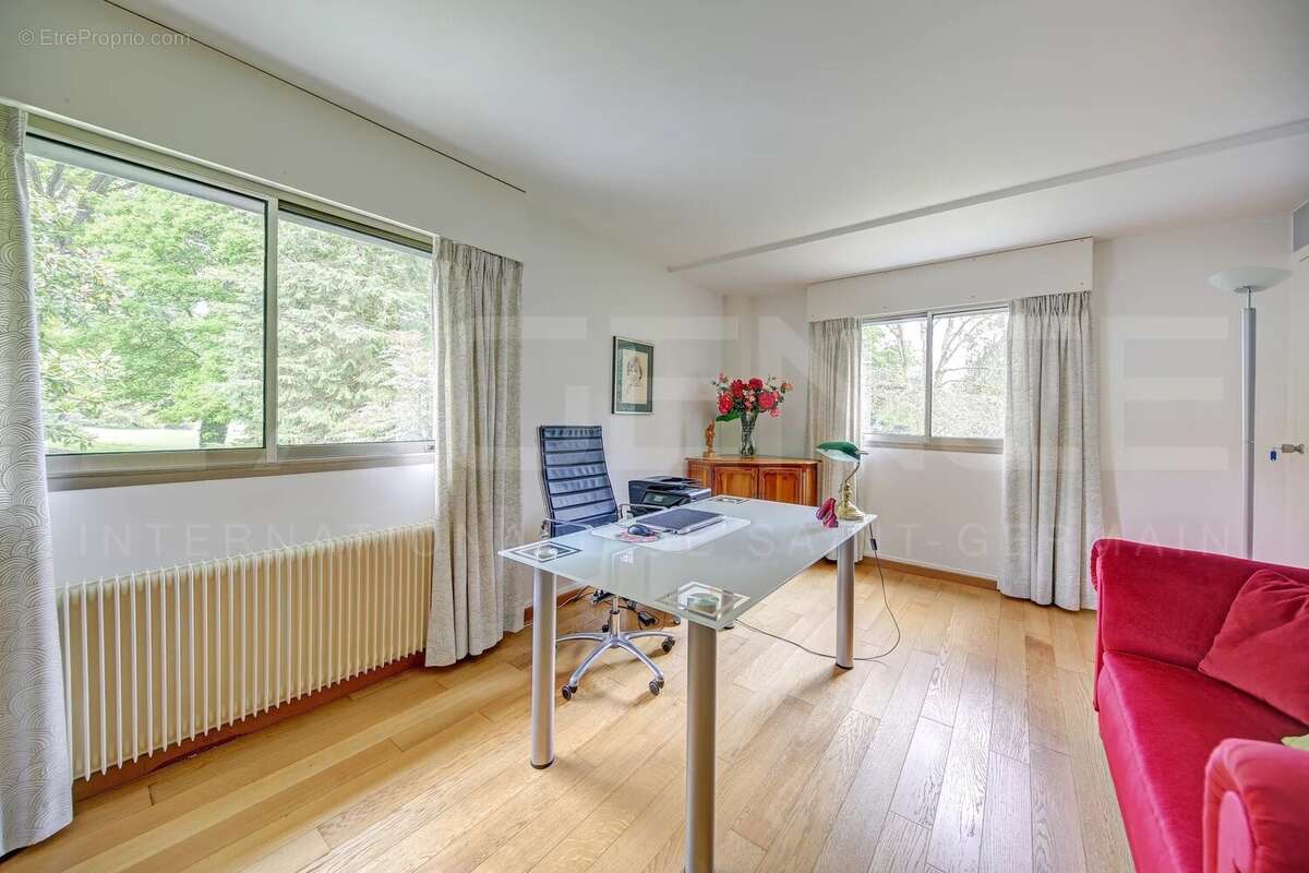 Maison à FEUCHEROLLES