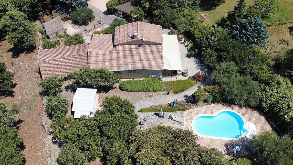 Maison à BOISSET-ET-GAUJAC