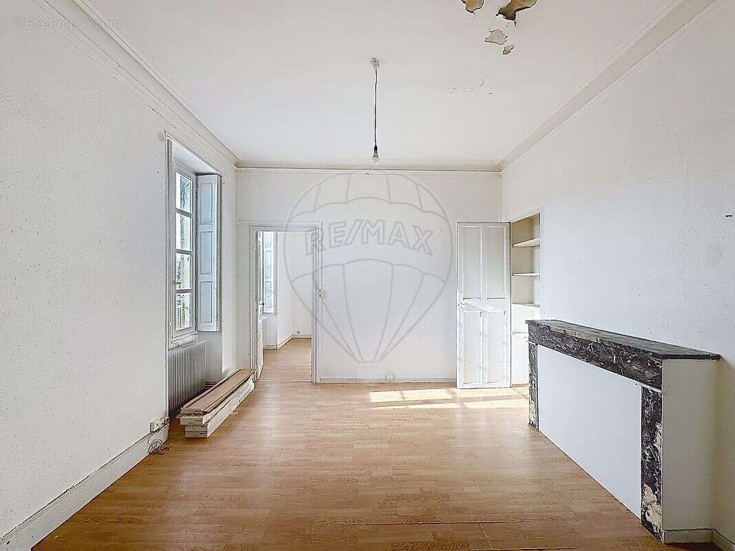 Appartement à NIMES