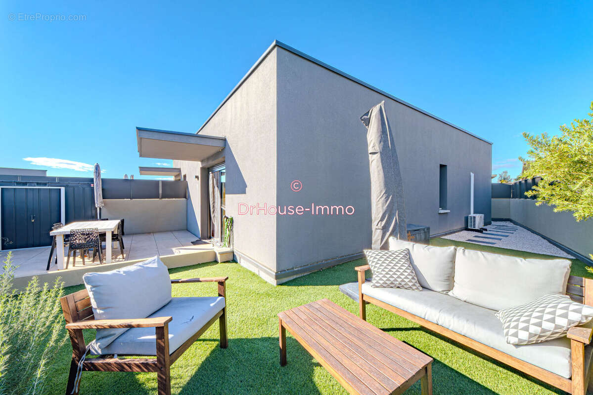 Appartement à CASTELNAU-LE-LEZ