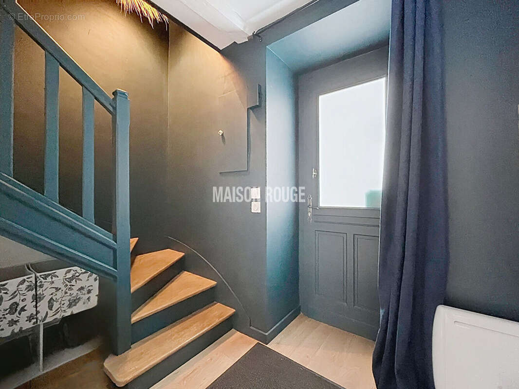 Charmante maison rénovée avec goût, jardin sans vis-à-vis et espace détente - photo 7