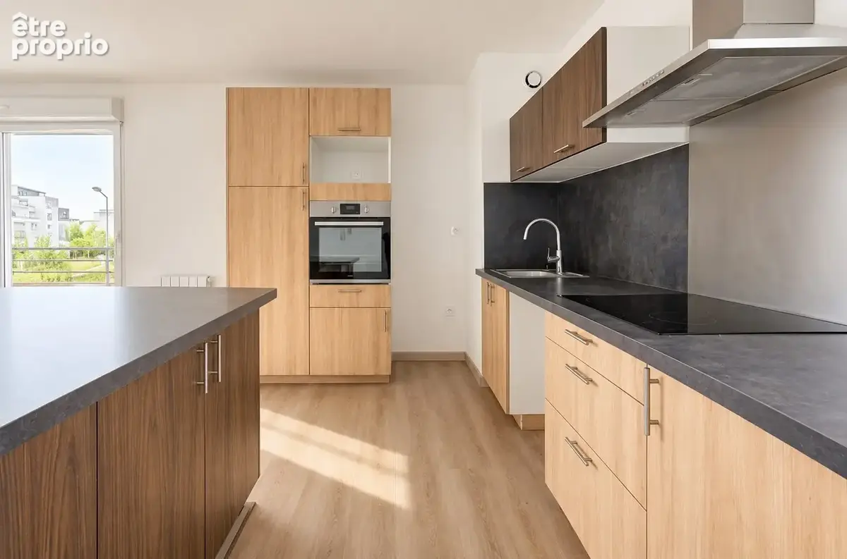 Appartement 3 pièces 65 m² à vendre à Tours (37100) - photo 2