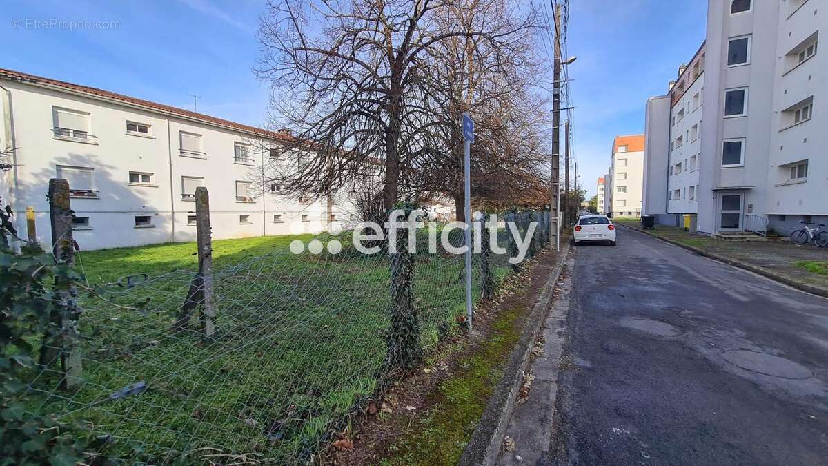 Appartement à SAINTES